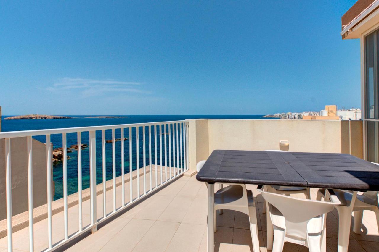 Modern Seaside 2 Bedroom Penthouse With Sea Views セント・ポールズ・ベイ エクステリア 写真
